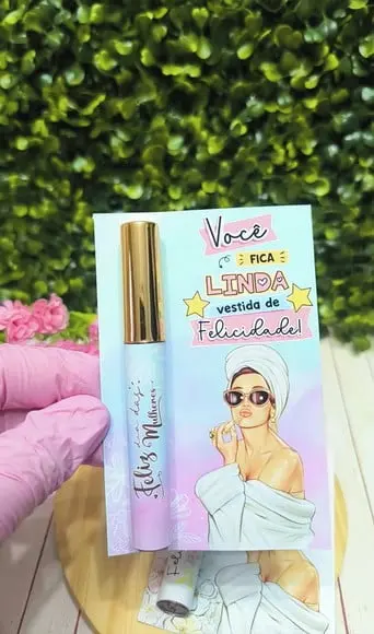 Card com Brilho Labial- Dia da Mulher