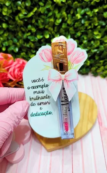 Card com Brilho Labial- Dia das Mães