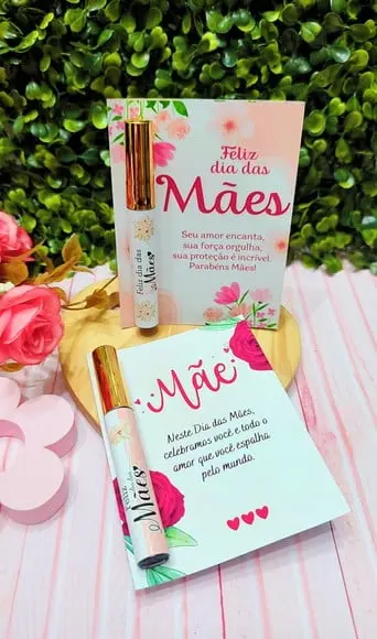 Card com Brilho Labial- Dia das Mães