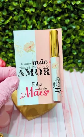 Card com Brilho Labial- Dia das Mães