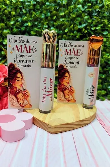 Card com Brilho Labial- Dia das Mães