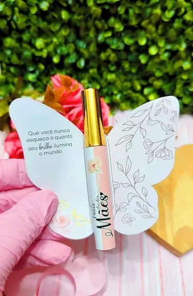 Card com Brilho Labial- Dia das Mães