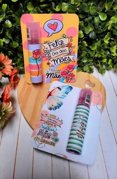 Card com Brilho Labial- Dia das Mães