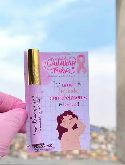 Card com Brilho Labial- Outubro Rosa