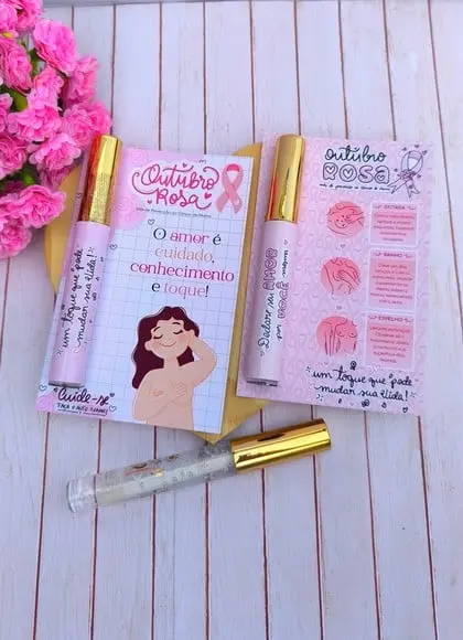 Card com Brilho Labial- Outubro Rosa