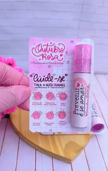 Card com Brilho Labial- Outubro Rosa