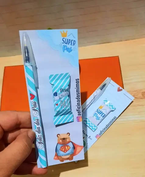 Card com caneta e Balinha-Dia dos Pais
