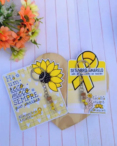 Card com Chaveirho e Florzinha Sempre Viva- Setembro Amarelo