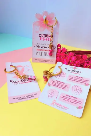 Card com Chaveirinho com Florzinha- Outubro Rosa