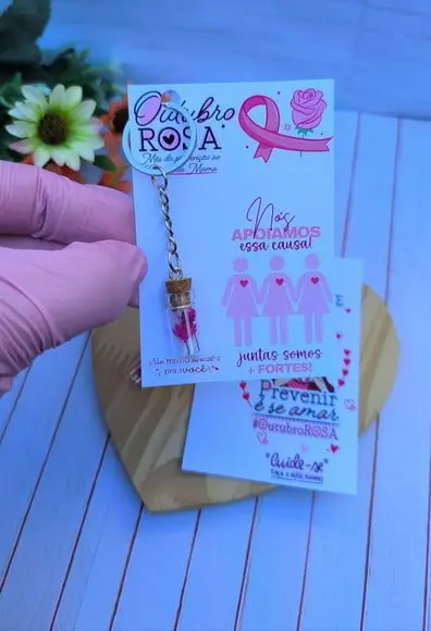 Card com Chaveirinho Florzinha- Outubro Rosa