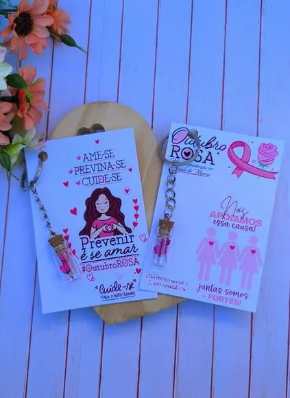 Card com Chaveirinho Florzinha- Outubro Rosa