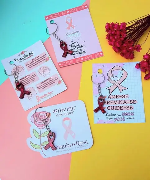Card com Chaveirinho- Outubro Rosa