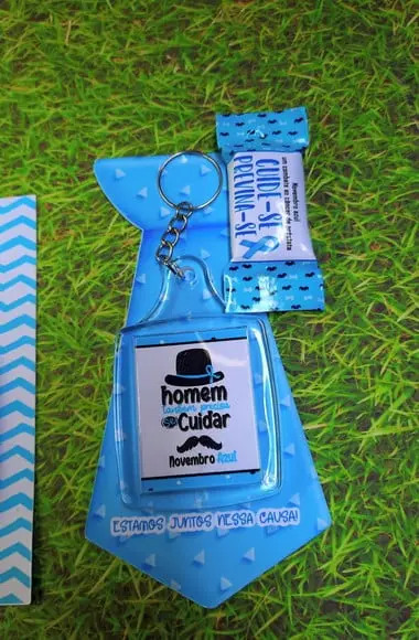 Card com Chaveiro e Balinha- Novembro Azul