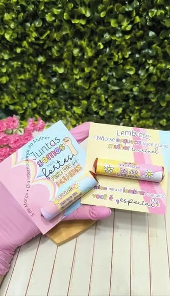 Card com Chocolate Baton- Dia da Mulher