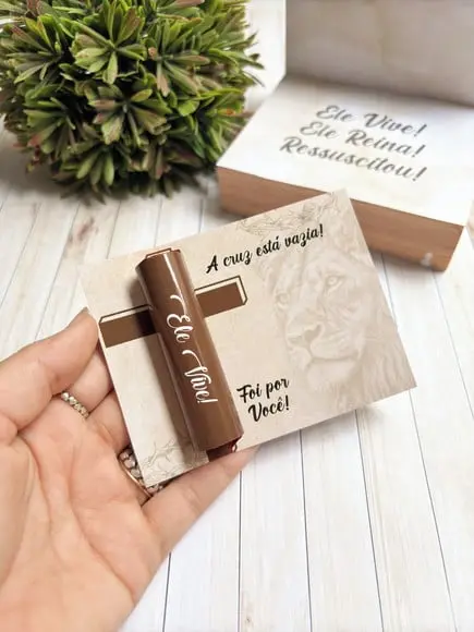Card com Chocolate Baton- Páscoa