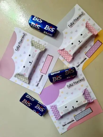 Card com Chocolate Bis- Páscoa