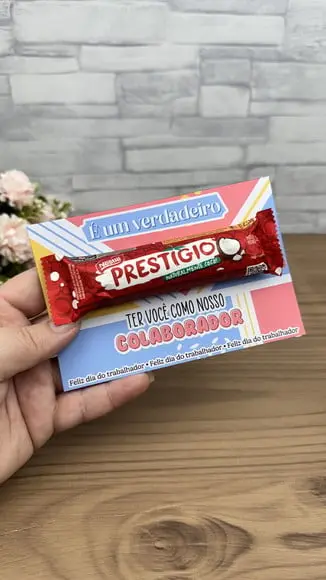 Card com Chocolate Prestígio 33g- Dia do Trabalho