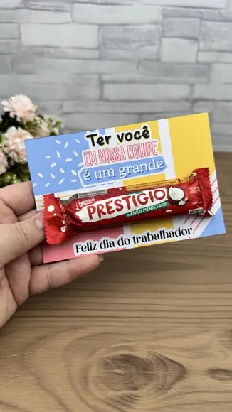 Card com Chocolate Prestígio 33g- Dia do Trabalho