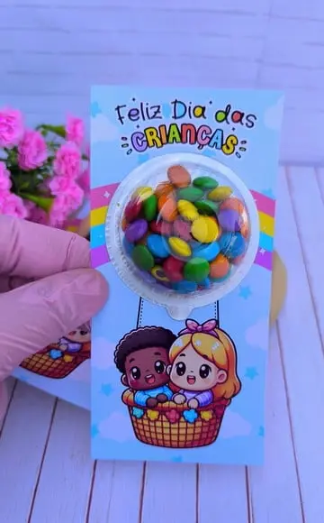 Card com Chocolate( Ducream) ou Coloreti (confete Chocolate)