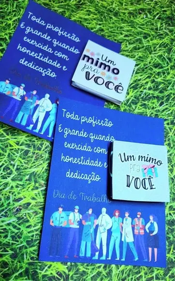 Card com Chocolatinho Cacau Show 5g- Dia do Trabalho