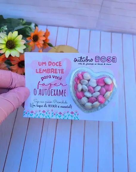 Card com Coloreti (confeti Chocolate)- Outubro Rosa