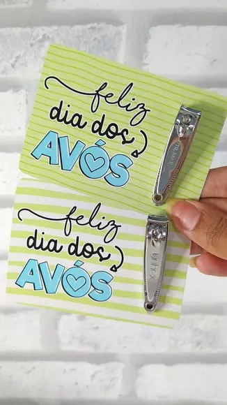 Card com Cortador de Unha- Dia dos Avós