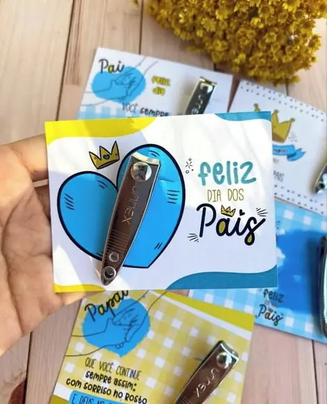 Card com Cortador de Unha- Dia dos Pais