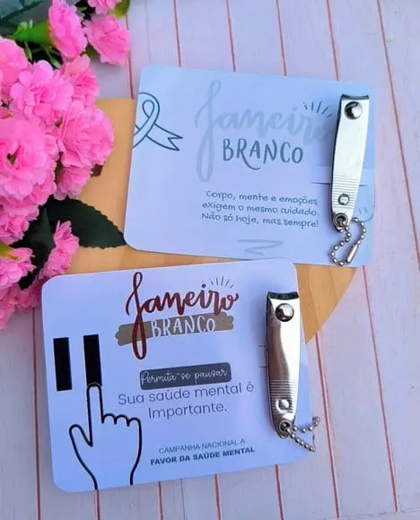 Card com Cortador de Unha- Janeiro Branco