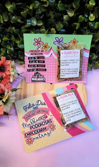 Card com Escalda Pés- Dia da Mulher