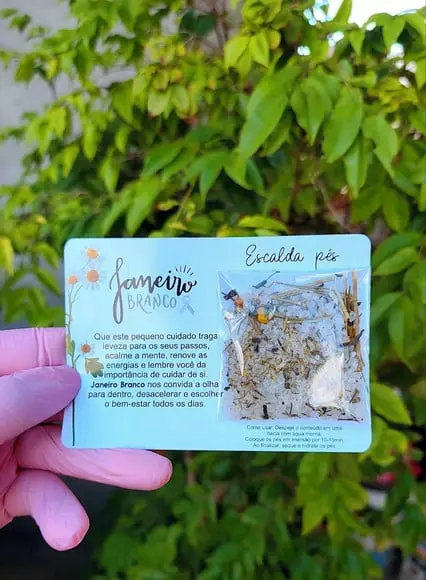Card com Escalda Pés- Janeiro Branco