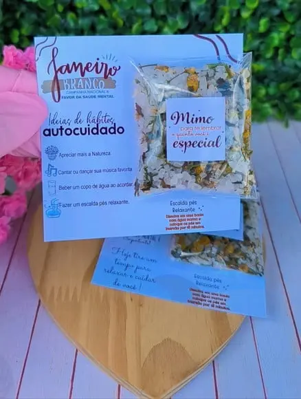 Card com Escalda Pés- Janeiro Branco