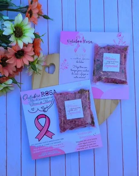 Card com Escalda Pés- Outubro Rosa