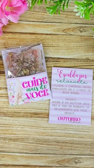 Card com Escalda Pés- Outubro Rosa