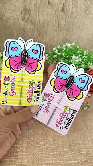 Card com Escovinha- Dia da Mulher