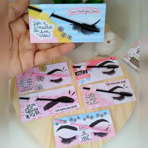 Card com Escovinha- Dia da Mulher