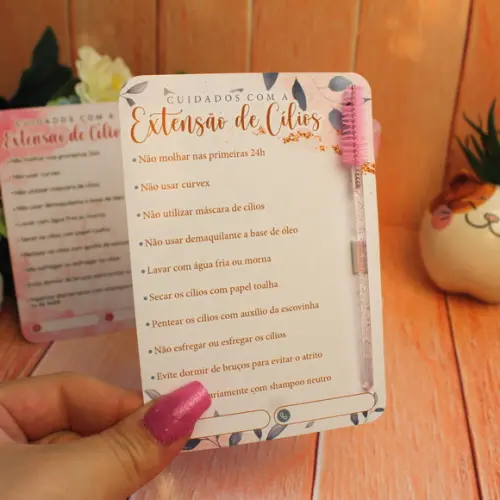 Card com Escovinha- Extensão de Cílios