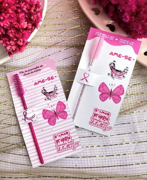 Card com Escovinha- Outubro Rosa
