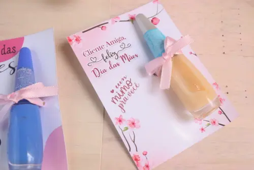 Card com Esmalte- Dia das Mães