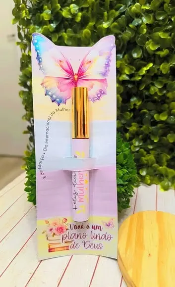 Card com Gloss Labial- Dia da Mulher
