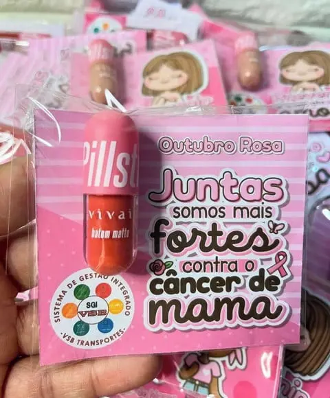 Card com Gloss Labial- Outubro Rosa
