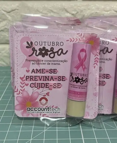 Card com Hidratante Labial (manteiga de Cacau)- Outubro Rosa