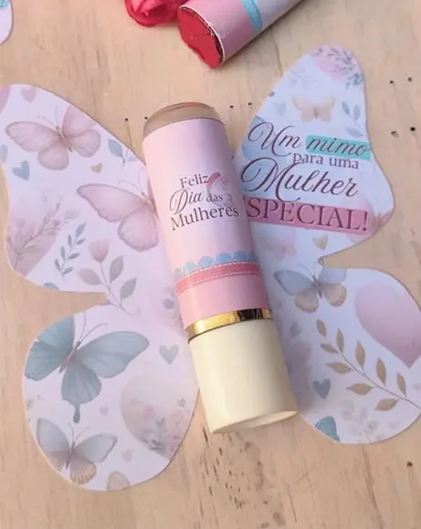 Card com Hidratante Labial(manteiga de Cacau)- Dia da Mulher