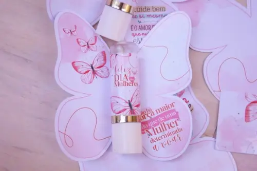 Card com Hidratante Labial(manteiga de Cacau)- Dia da Mulher