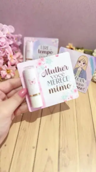 Card com Hidratante Labial(manteiga de Cacau)- Dia da Mulher