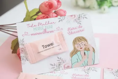 Card com Máscara Facial Comprimida- Dia da Mulher