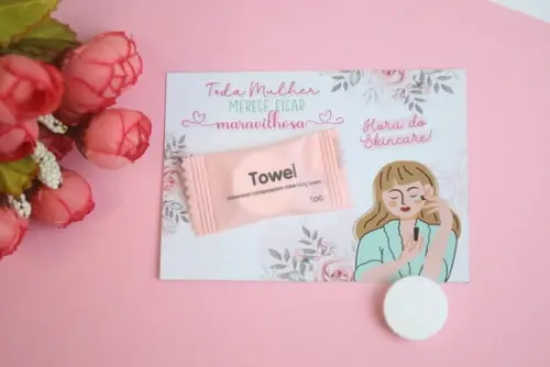 Card com Máscara Facial Comprimida- Dia da Mulher