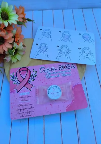 Card com Máscara Facial Comprimida- Outubro Rosa