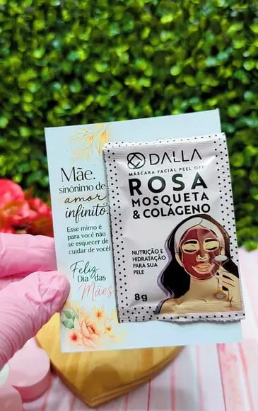 Card com Máscara Facial- Dia das Mães
