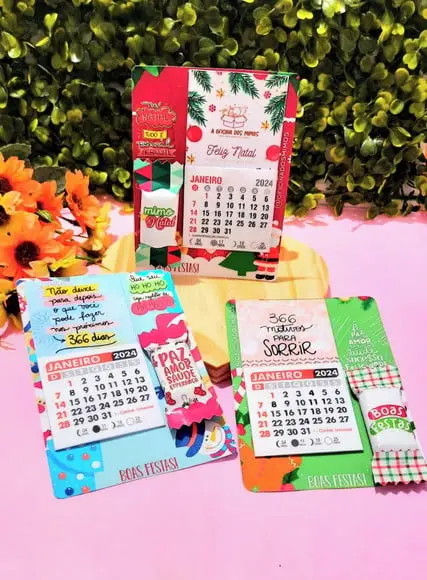 Card com Mini Calendário com Imã e Balinha- Natal