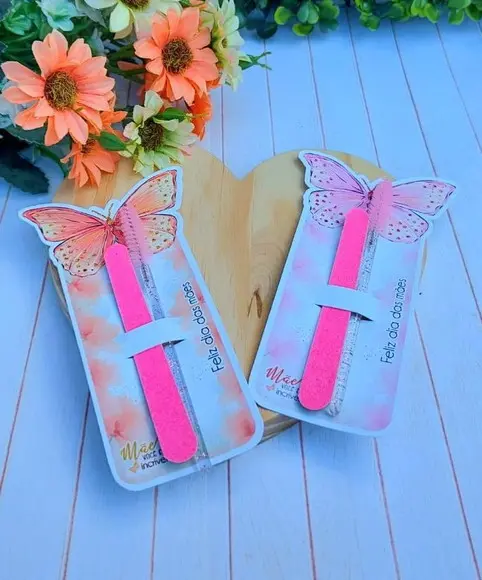 Card com Mini Lixa e Escovinha- Dia das Mães